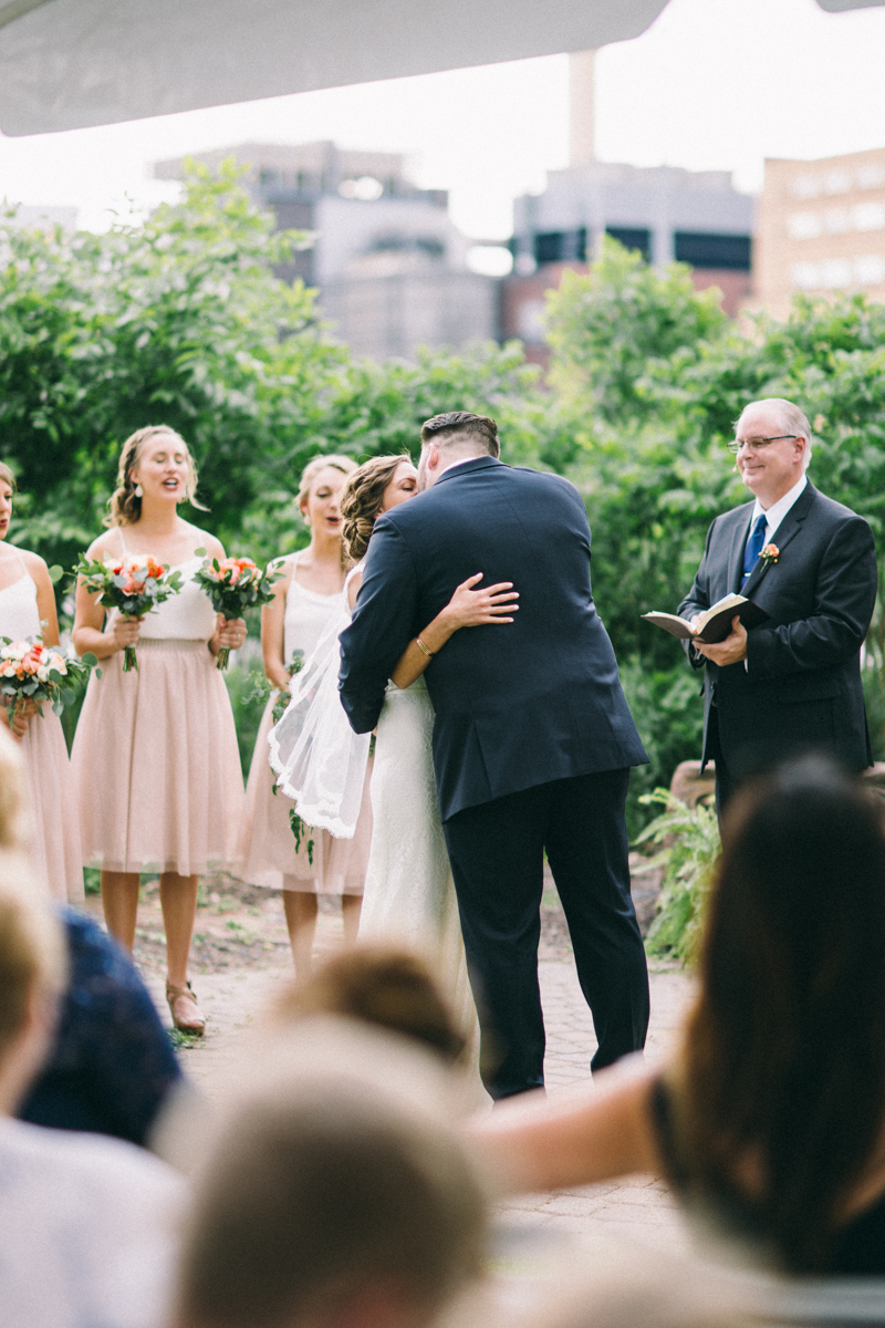 Minnesota boat club wedding ceremony