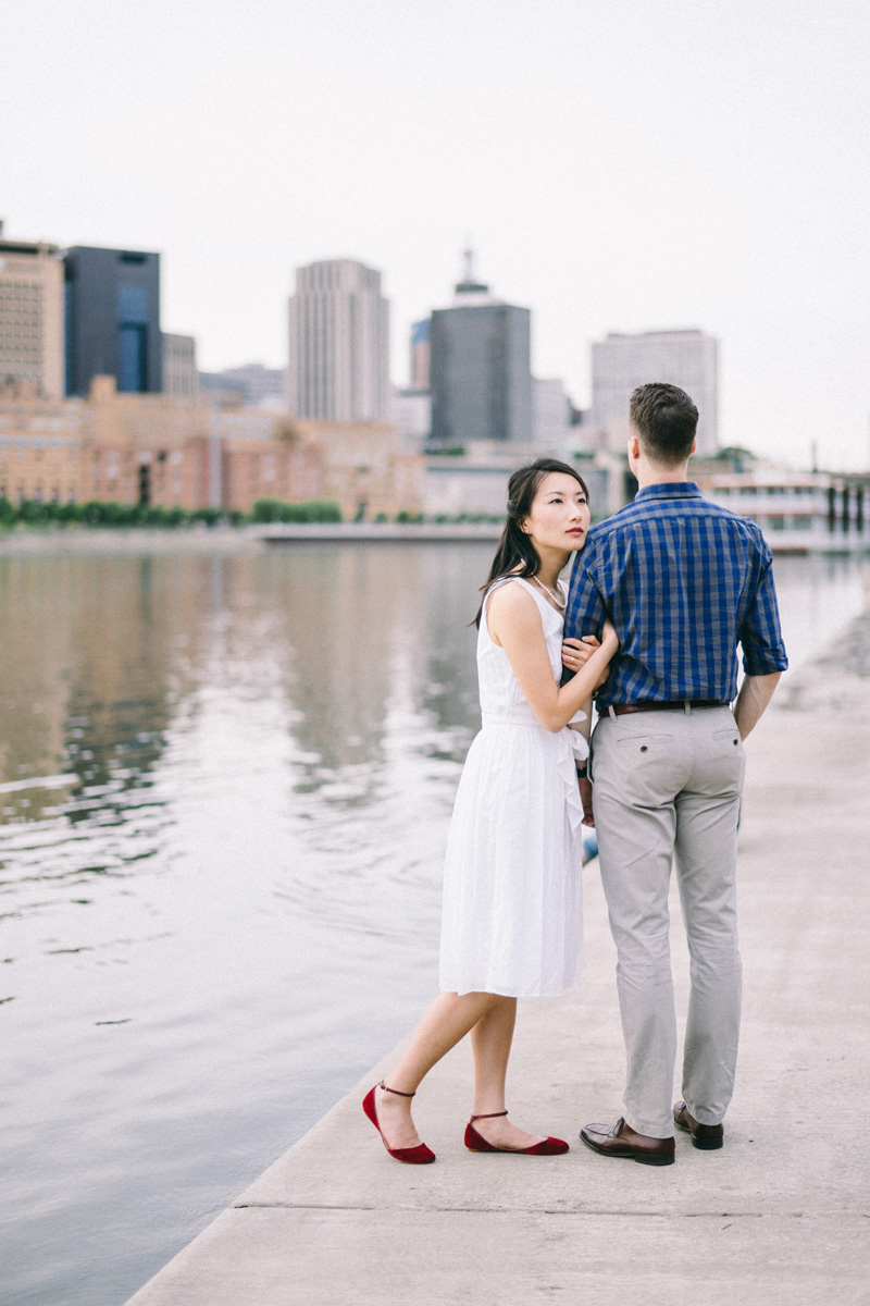 St Paul engagement photos by the river