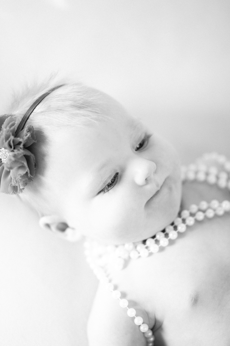 baby-pictures-pearls-headband