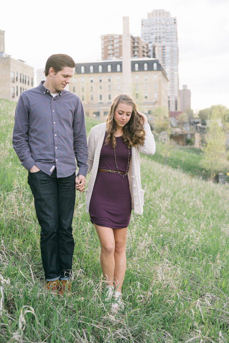 minneapolis engagement photos in downtown