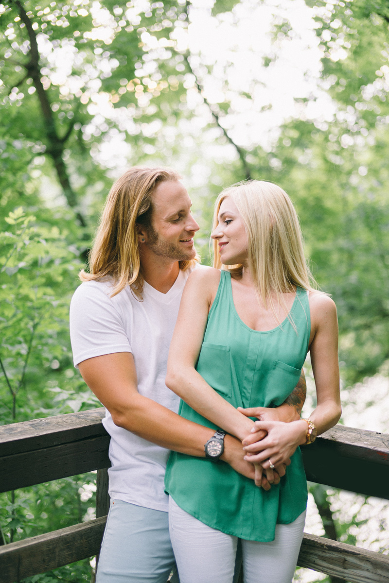 minneapolis engagement photos in the woods