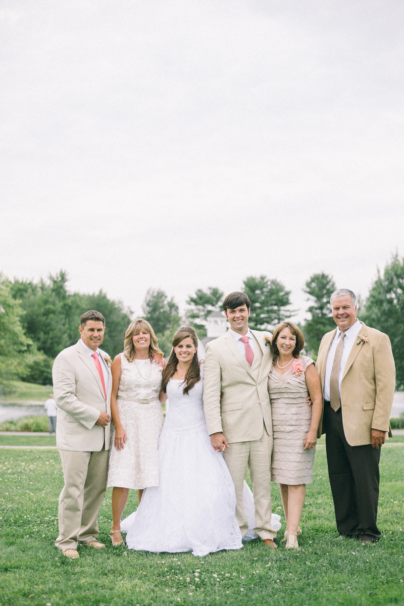 Minneapolis wedding family photos