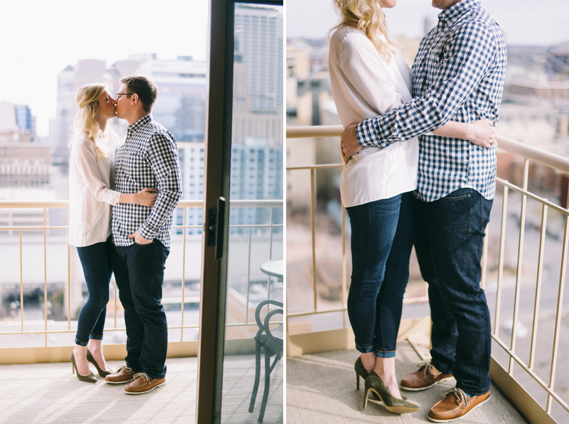 Minneapolis engagement photography with skyline