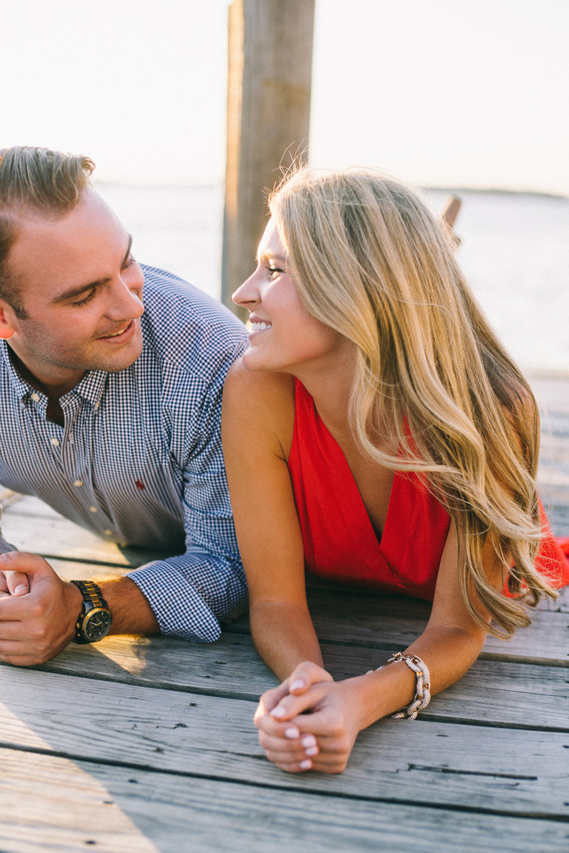 Minneapolis lake engagement photos