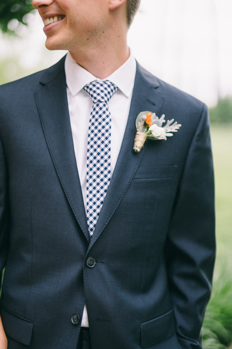 Minneapolis wedding photography groom