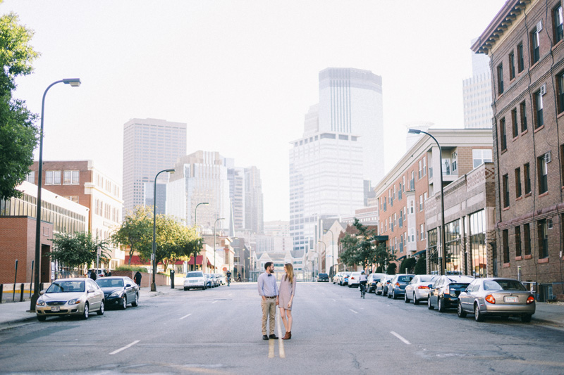 Minneapolis engagement session with the Minneapolis skyline