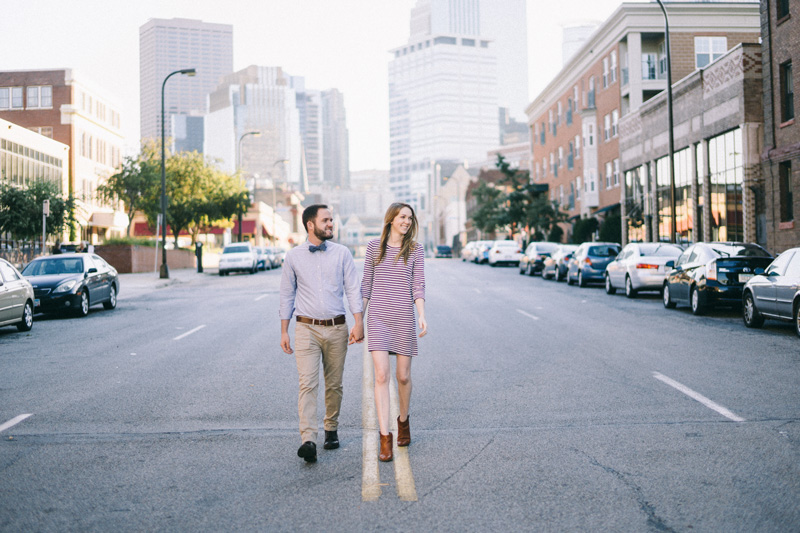 Minneapolis engagement session with the Minneapolis skyline