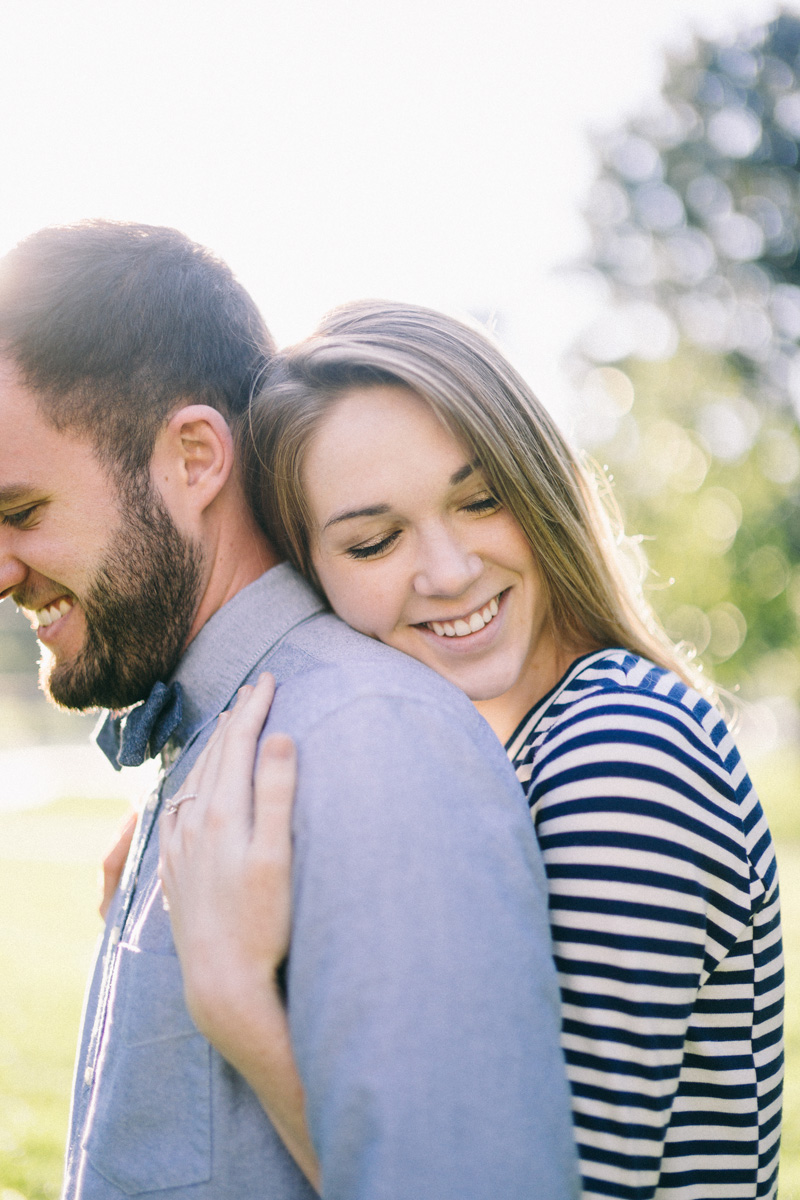 Minneapolis engagement photos in Loring Park