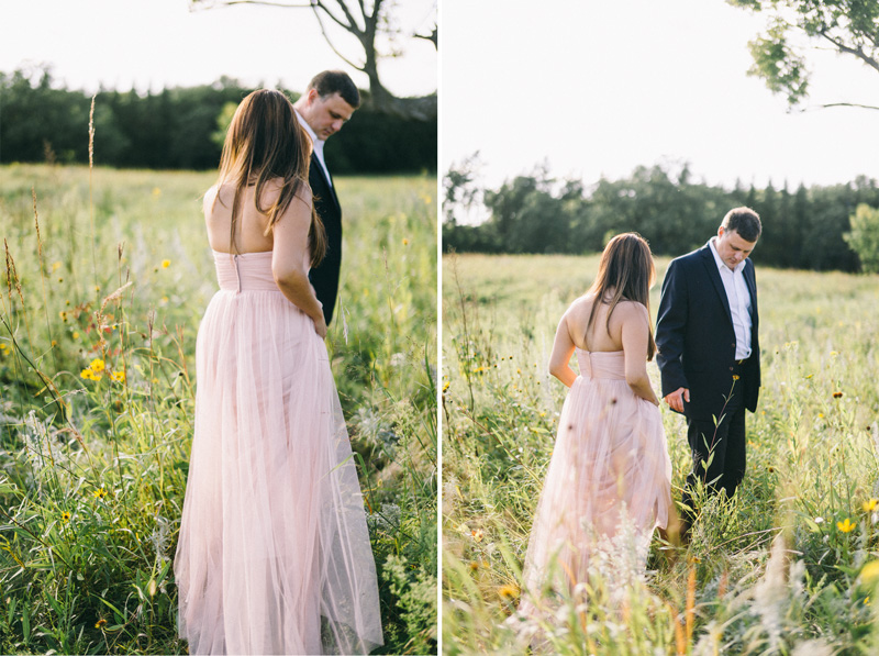 Minneapolis field engagement photography