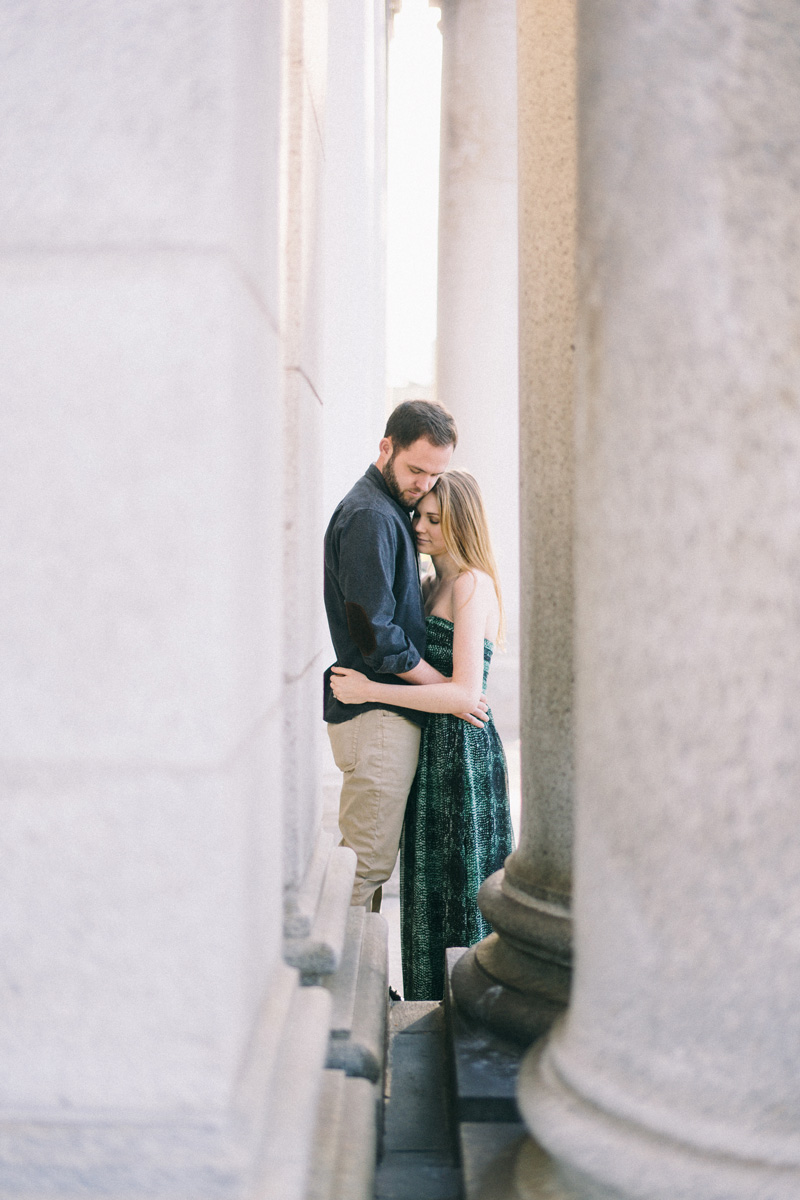 Minneapolis engagement photos in Loring Park