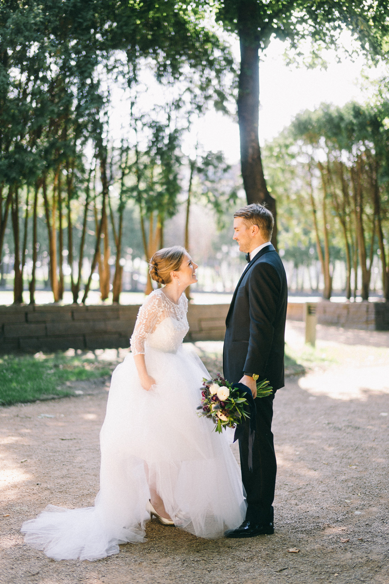 Minneapolis fine art wedding photography in Sculpture Garden