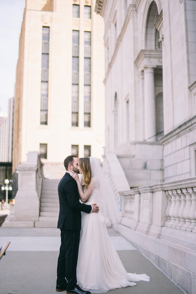 Minneapolis Fine Art wedding photographer james j hill library