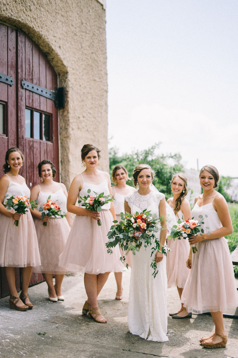 Bridesmaids in front of Minnesota Boat Club
