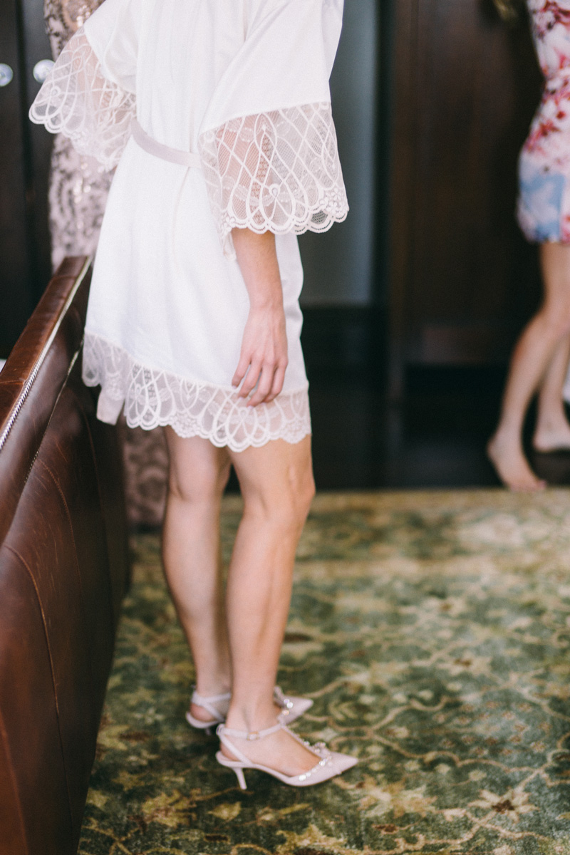 Bride getting ready at Hotel Ivy Minneapolis