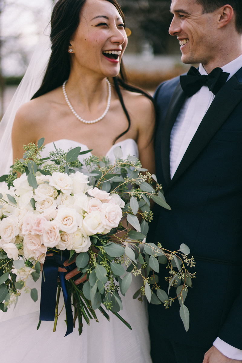 St Paul winter wedding bride and groom photos