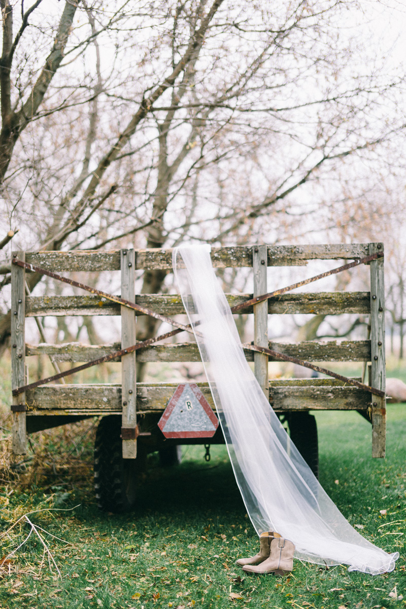 Minnesota Rustic Wedding at Coops Farm