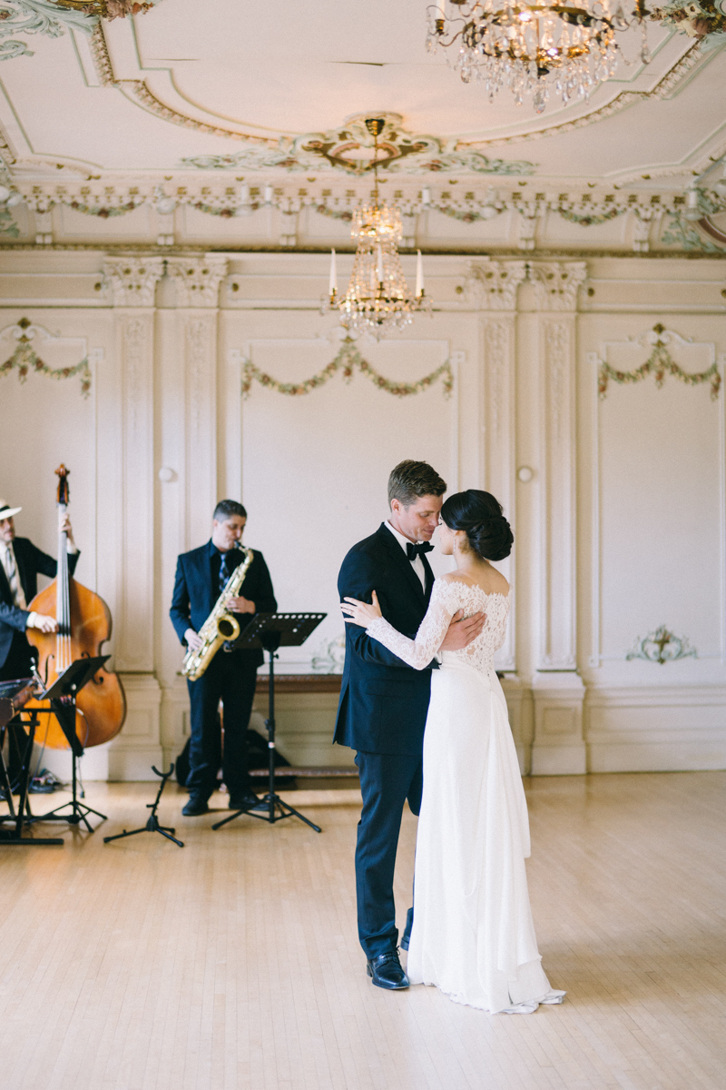 Scandinavian Estate Wedding