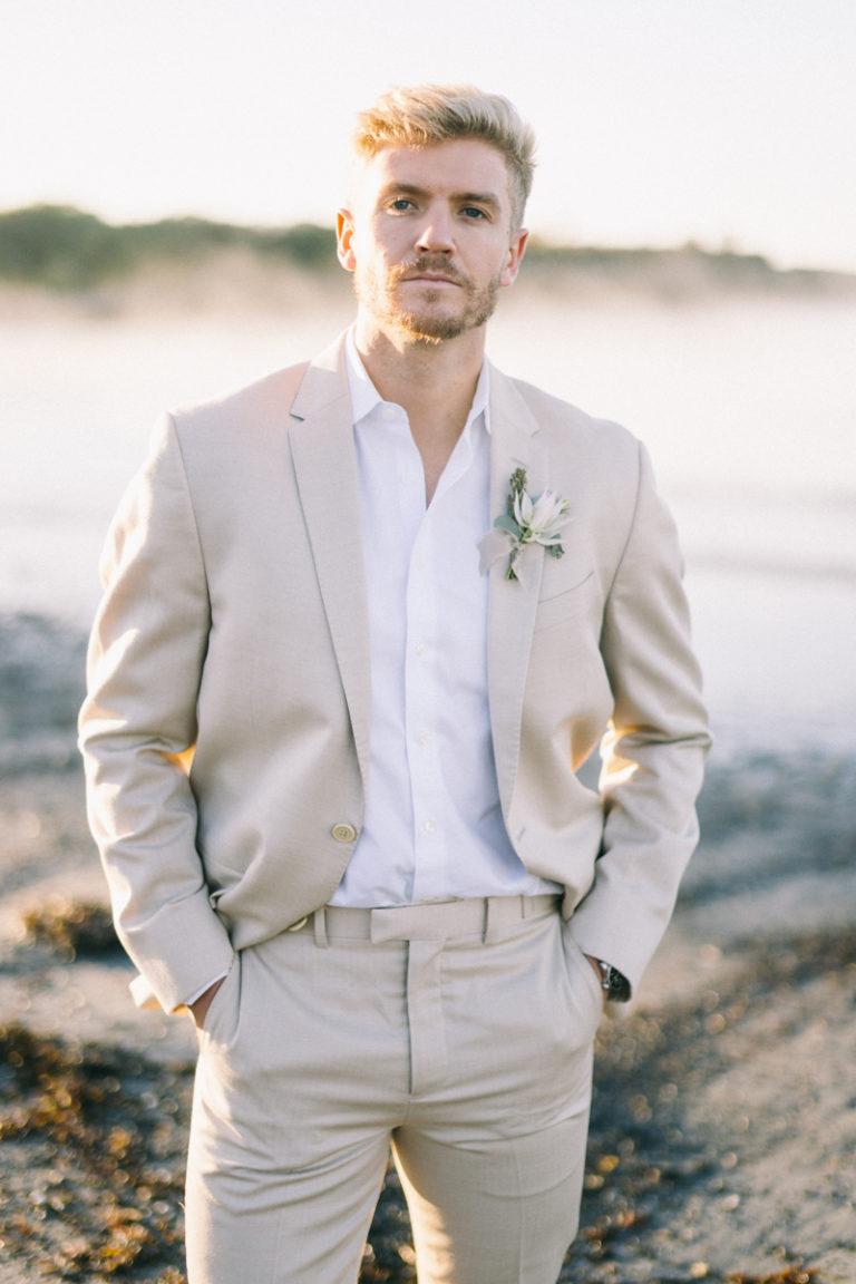 Kettle Cove Wedding | Cape Elizabeth, Maine with Whitewood Events