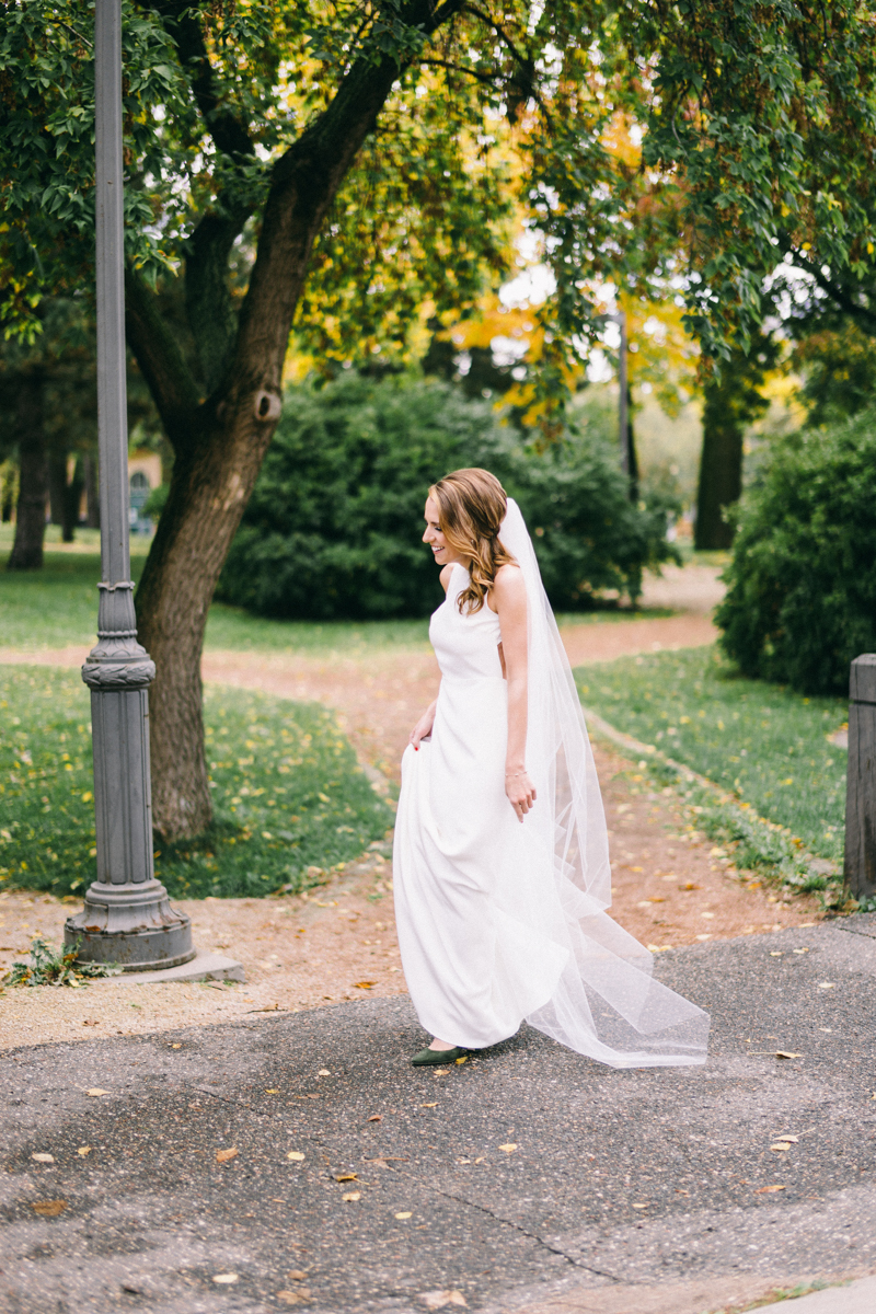 Romantic Fall Fine Art Wedding in Nicollet Island Pavilion Minneapolis