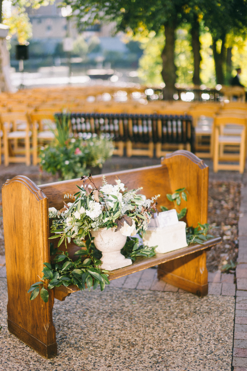 Romantic Fall Fine Art Wedding in Nicollet Island Pavilion Minneapolis