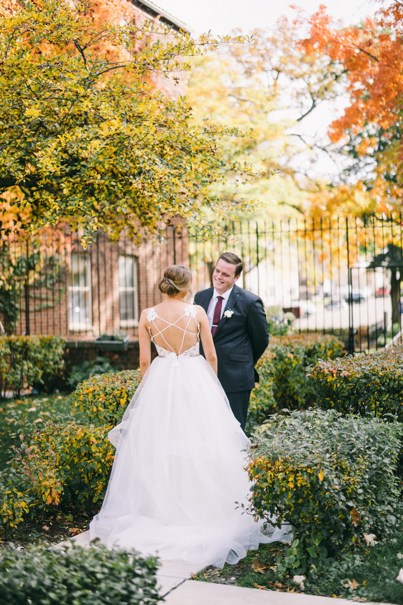 Fall romantic wedding at mansion