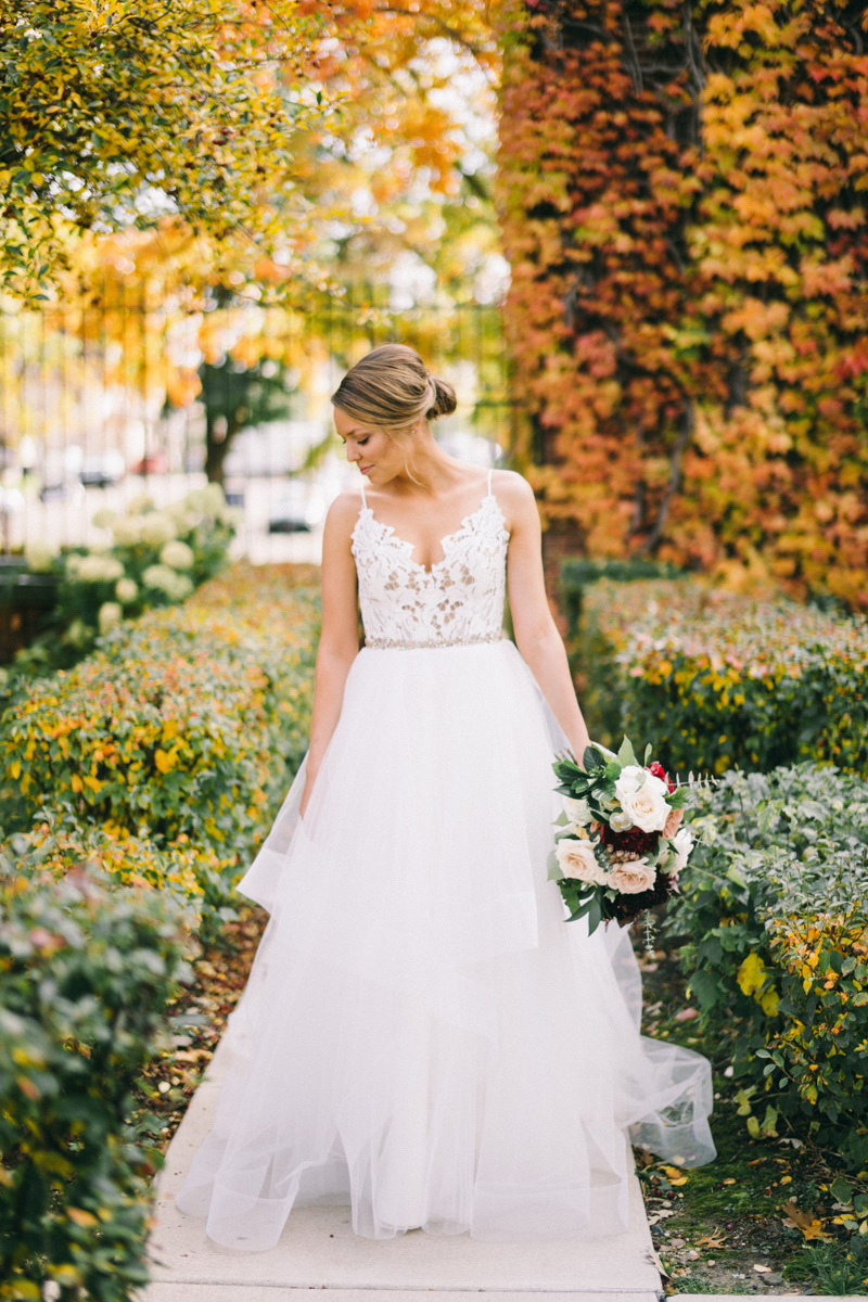 Fall romantic wedding at mansion