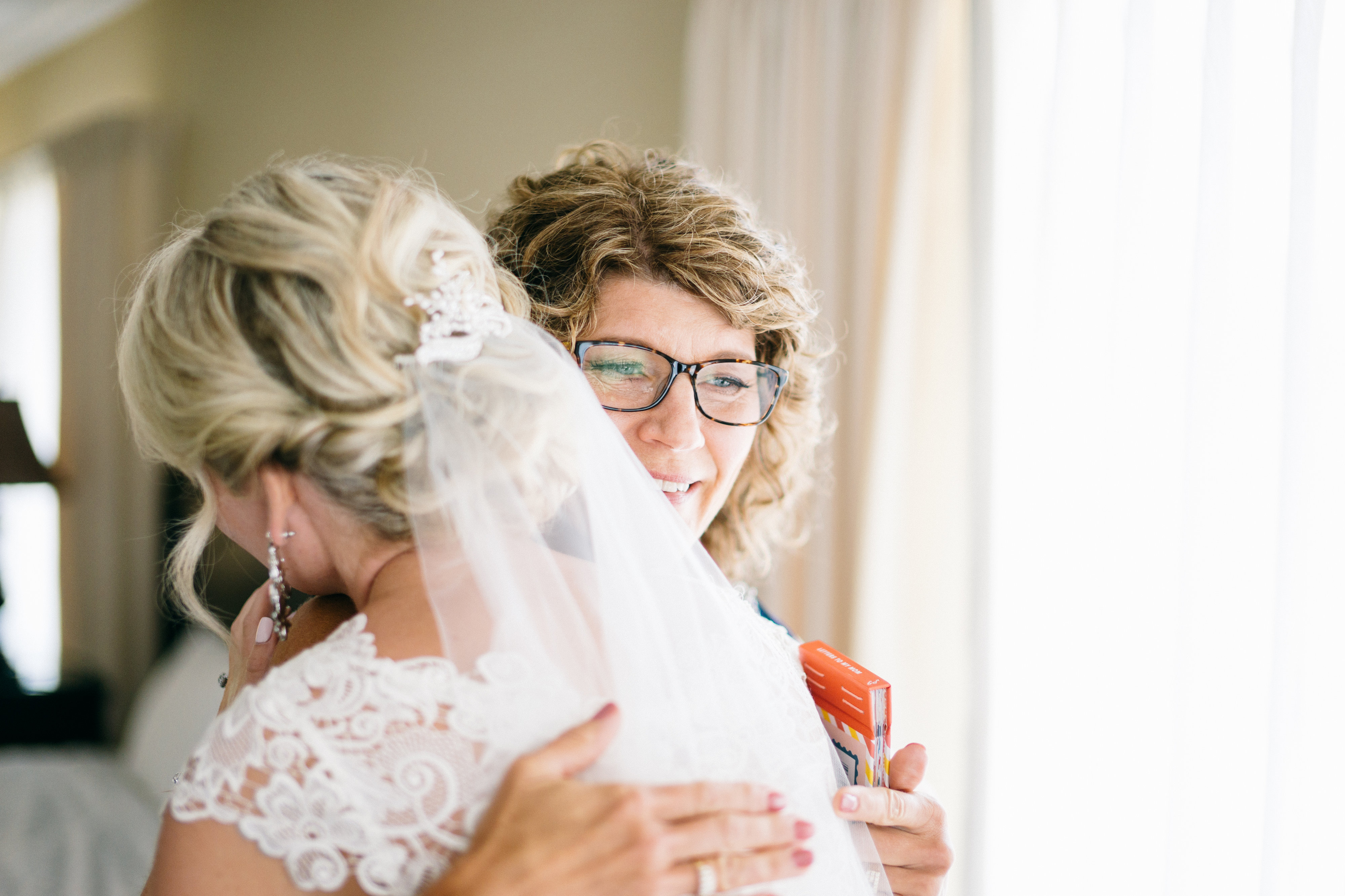 elegant resort wedding with Maine wedding photographer