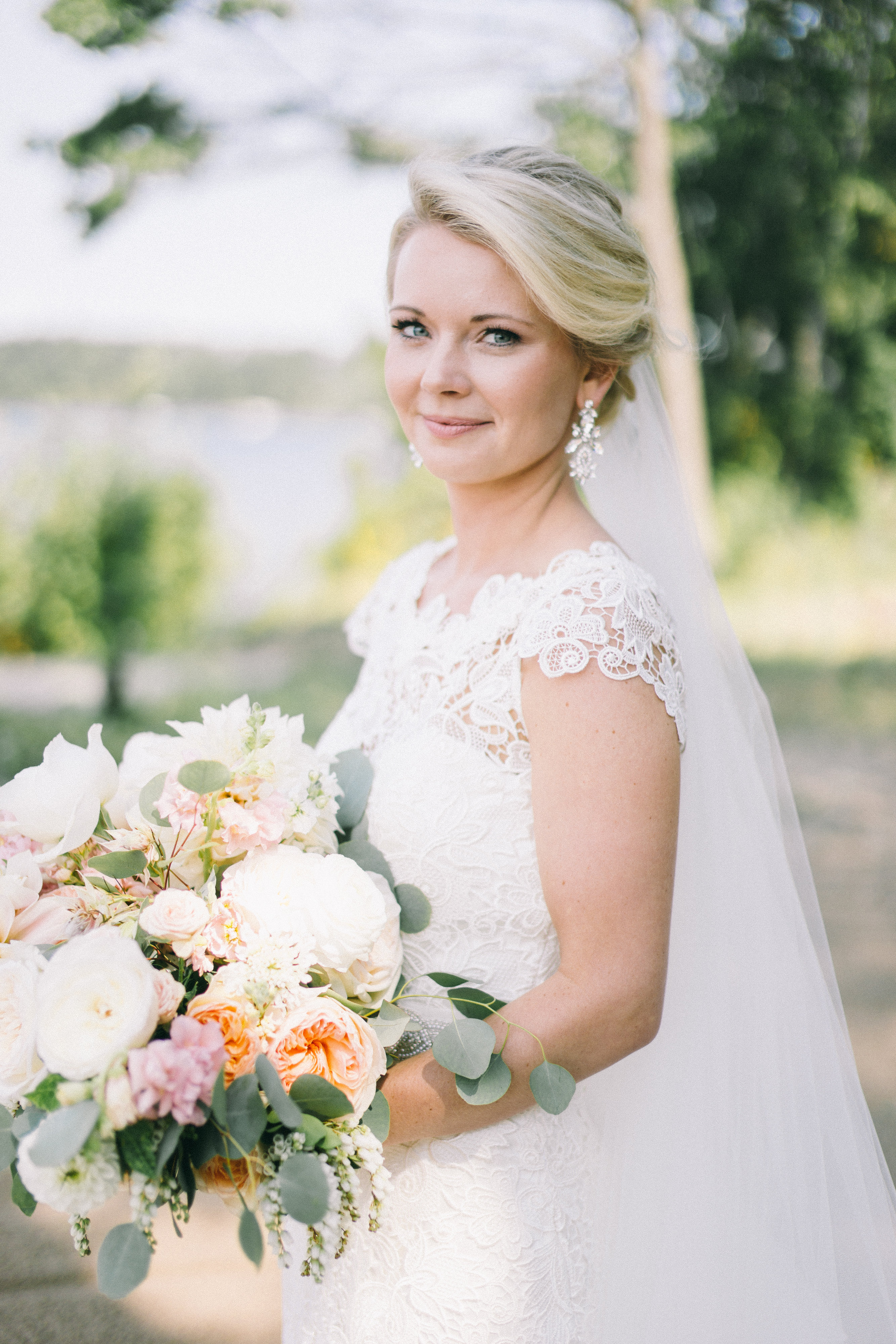 elegant resort wedding with Maine wedding photographer