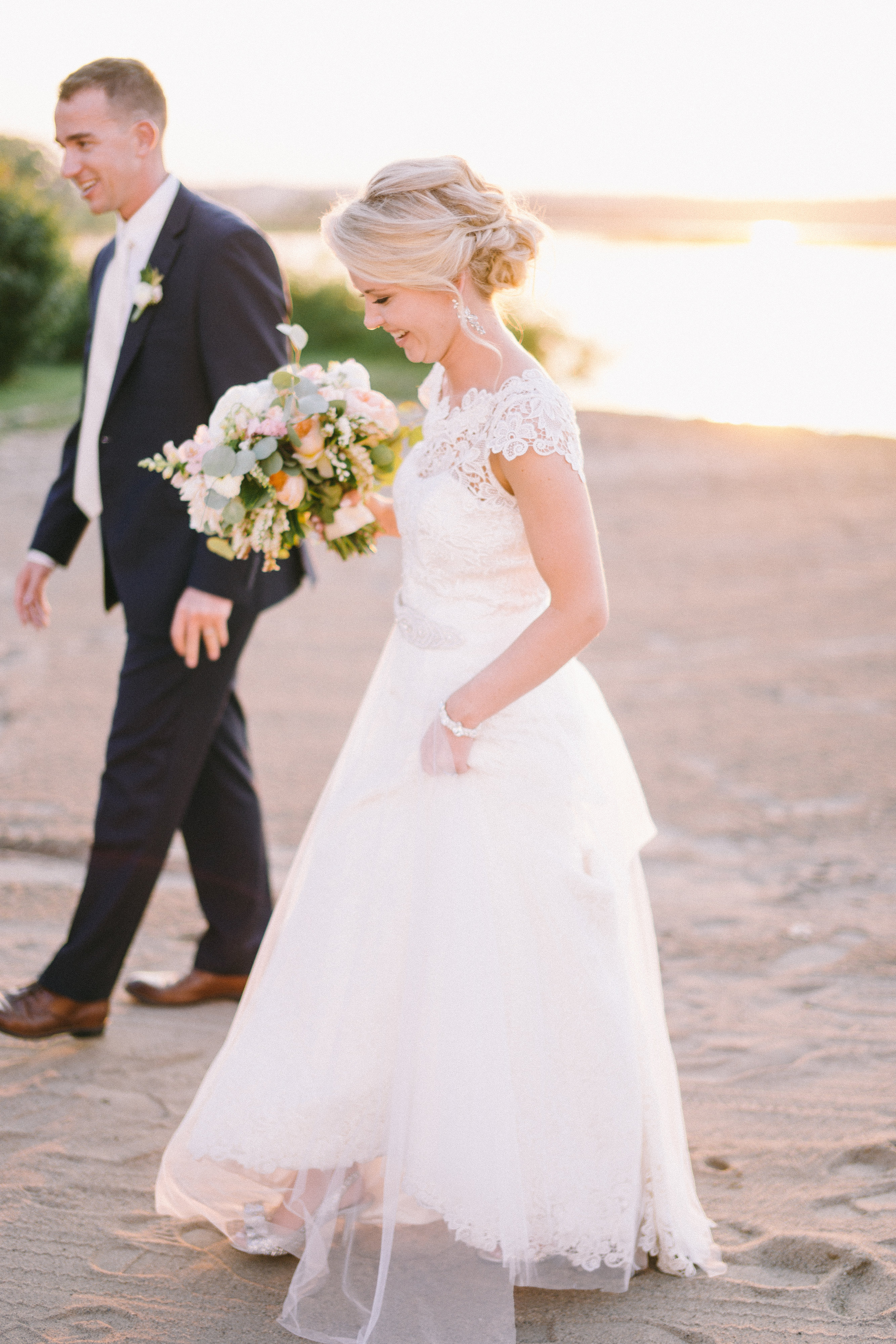 elegant resort wedding with Maine wedding photographer