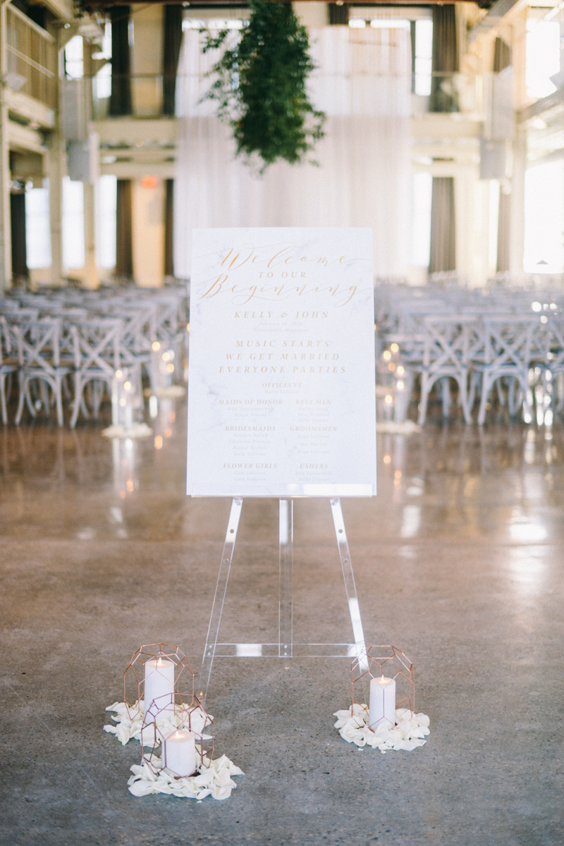 modern winter wedding