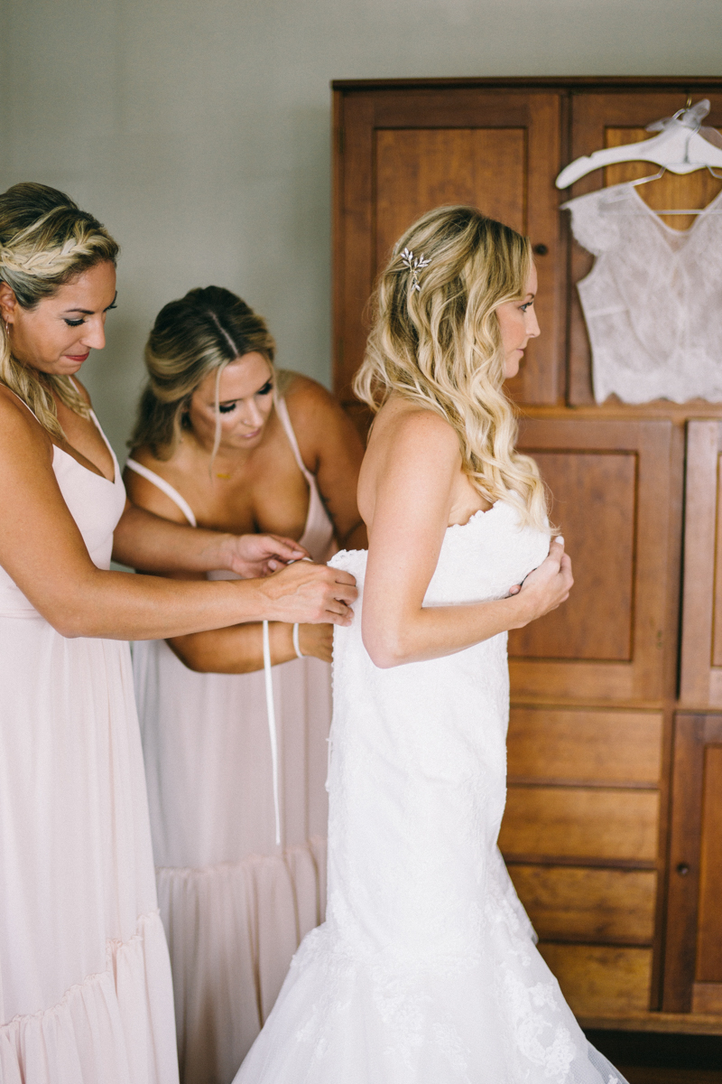 Kennebunkport Wedding with candlelit reception