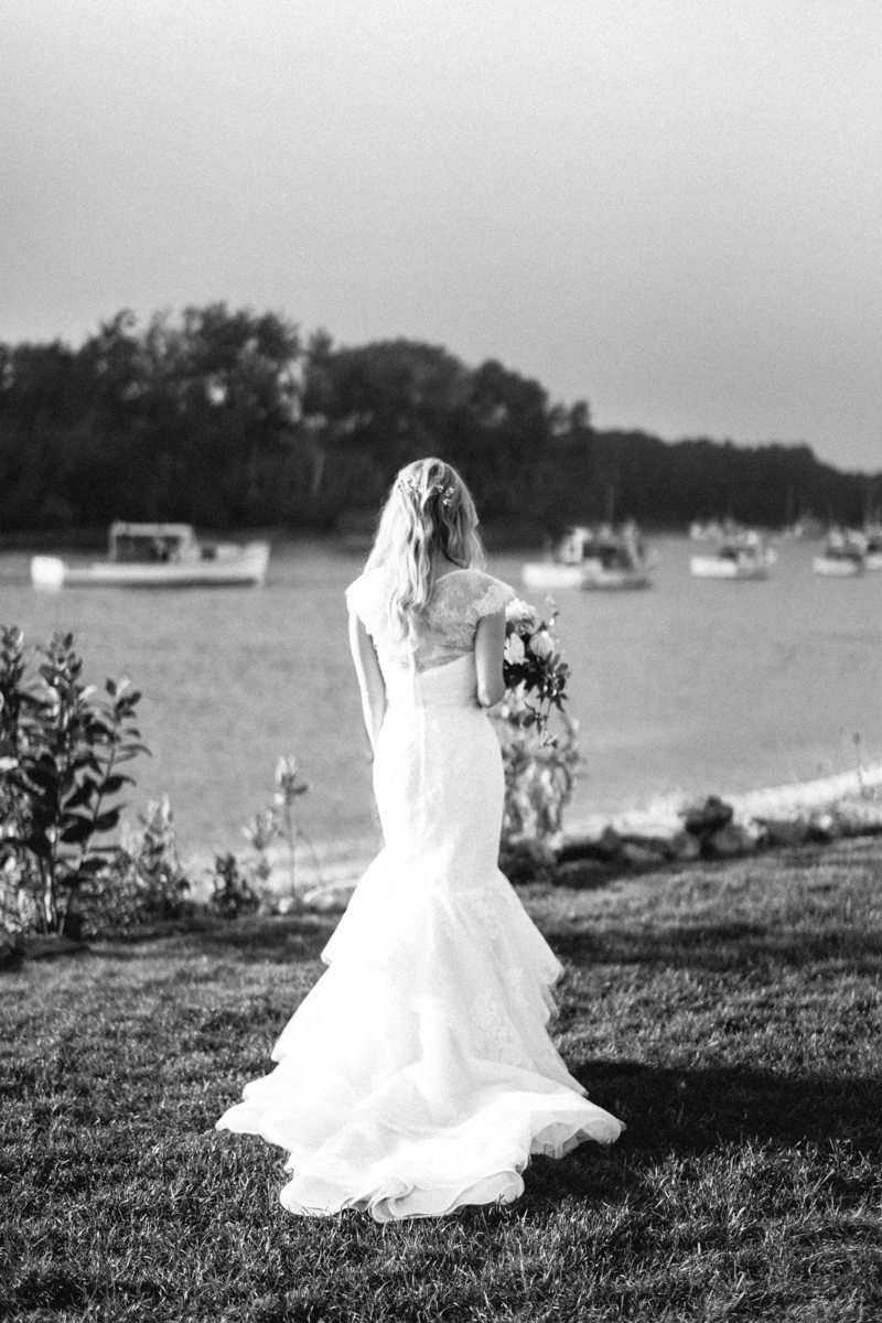 Kennebunkport Wedding with candlelit reception