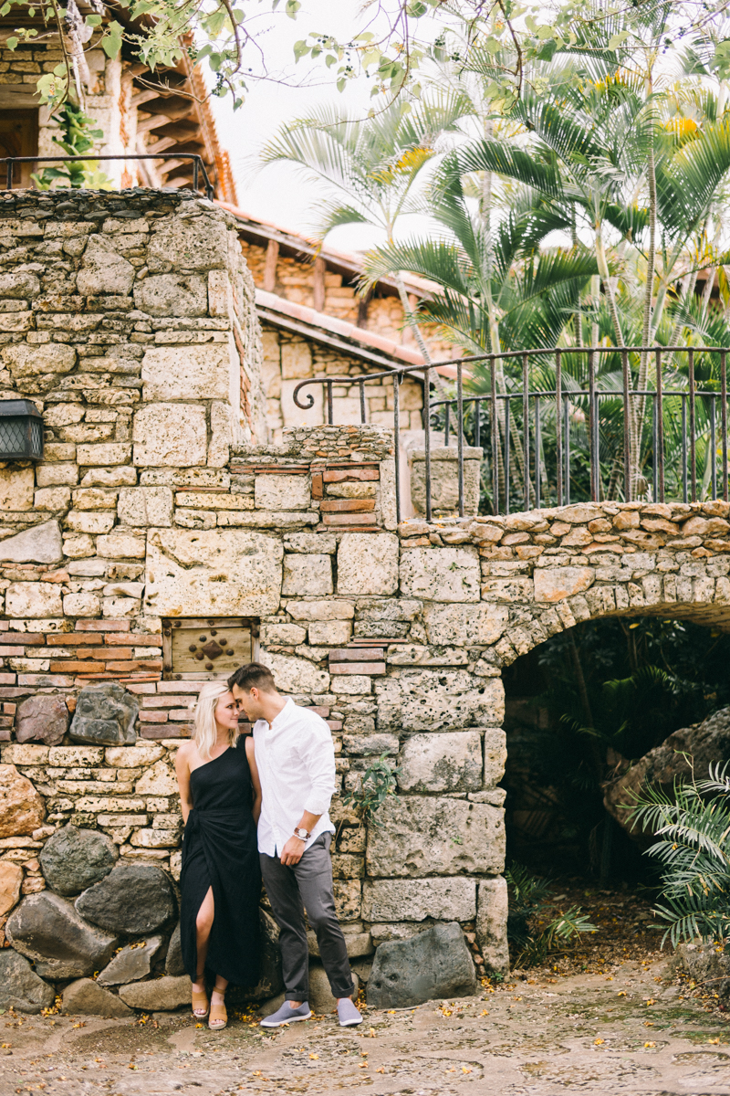 dominican republic engagement photos punta cana altos de chavon fine art engagement session