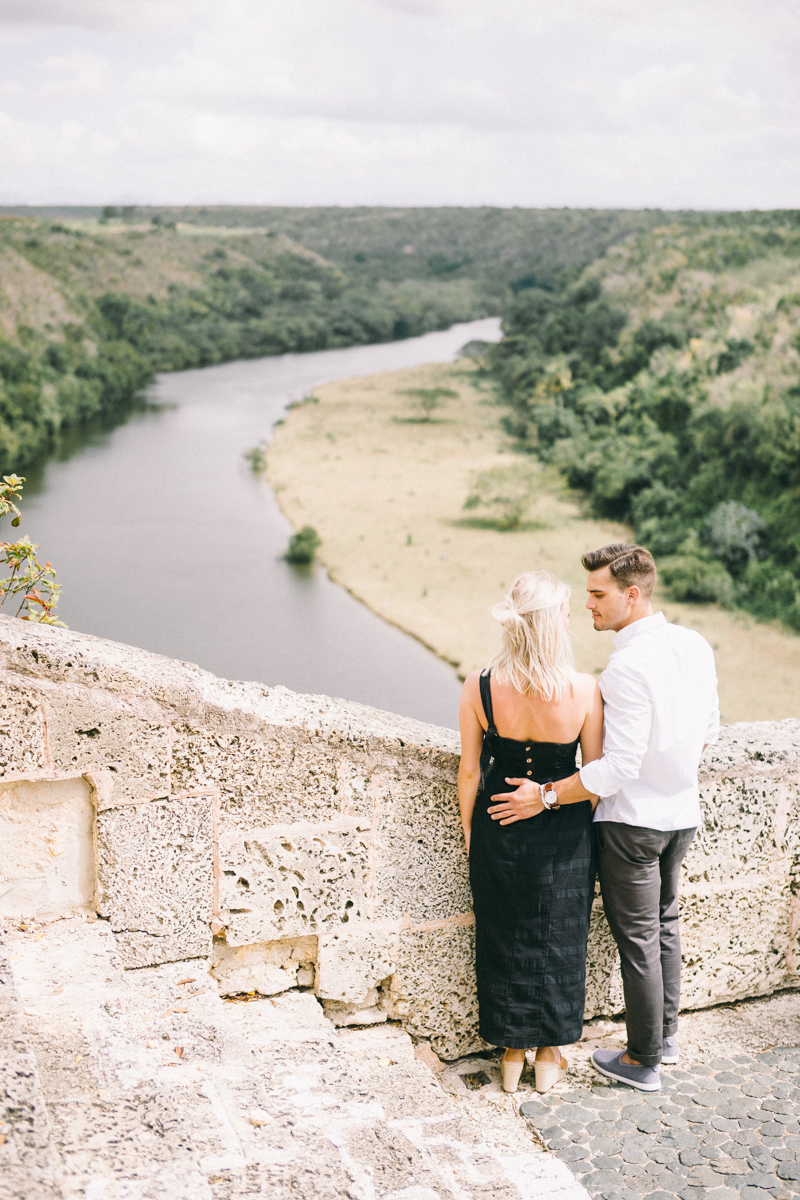 dominican republic engagement photos punta cana altos de chavon fine art engagement session