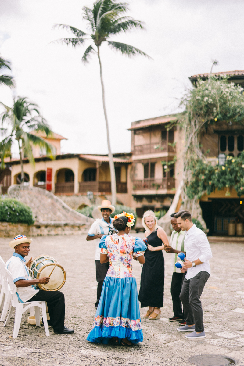 dominican republic engagement photos punta cana altos de chavon fine art engagement session