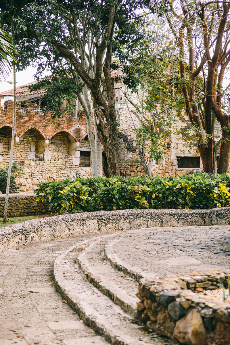 dominican republic engagement photos punta cana altos de chavon fine art engagement session