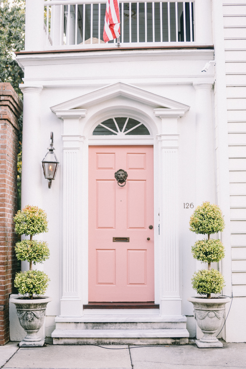 Charleston bridal portraits | Rainbow Row wedding photos | Charleston wedding photographer