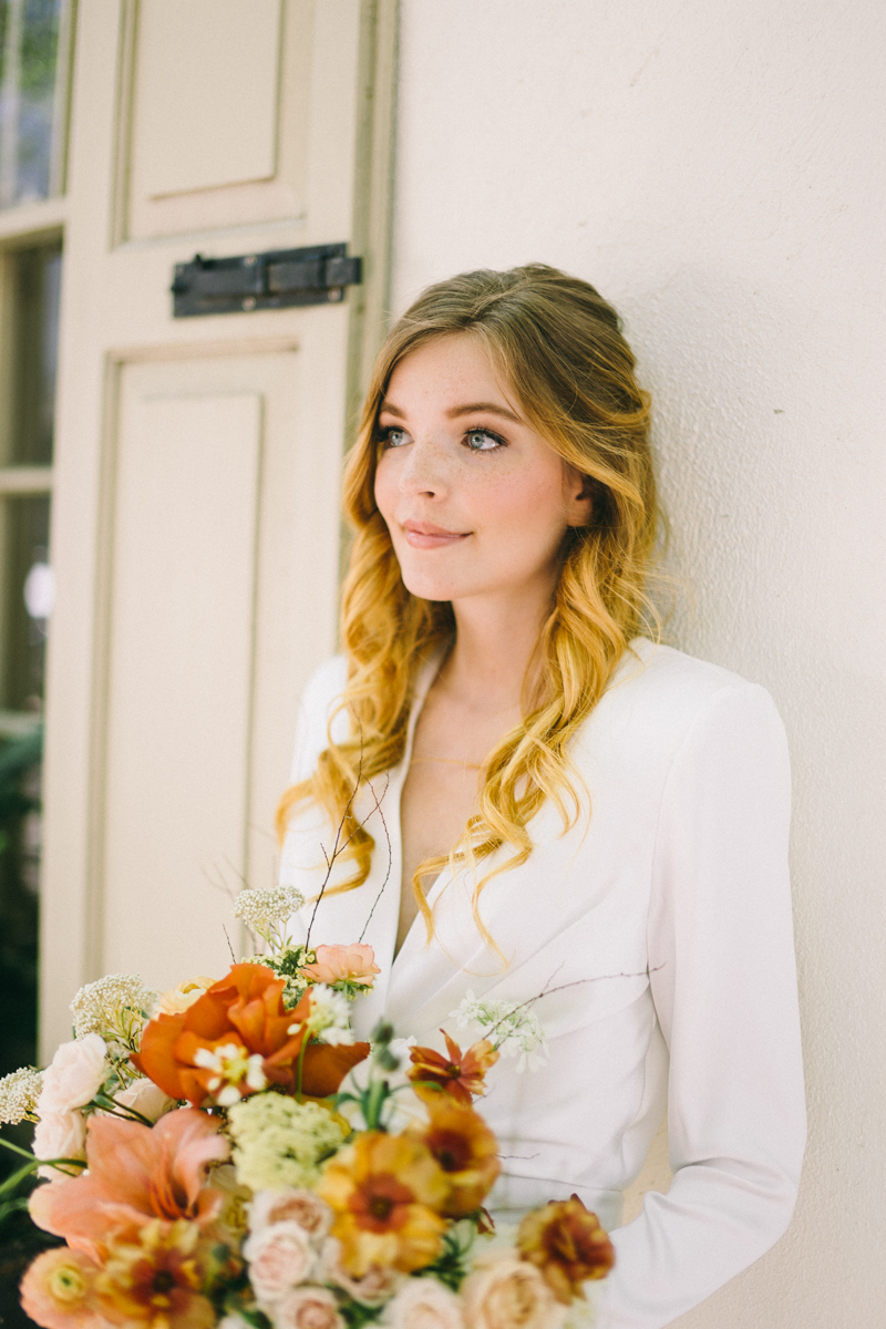 Charleston bridal portraits | Rainbow Row wedding photos | Charleston wedding photographer