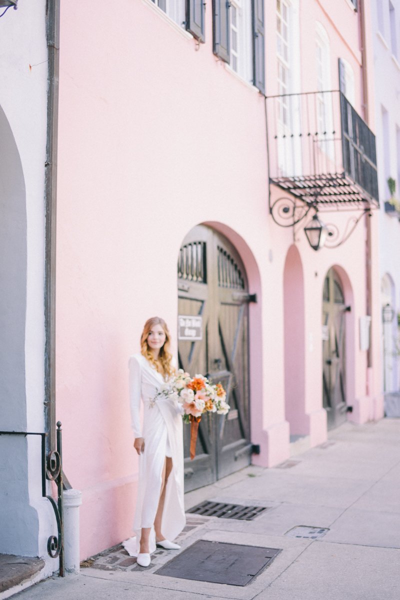 Charleston bridal portraits | Rainbow Row wedding photos | Charleston wedding photographer