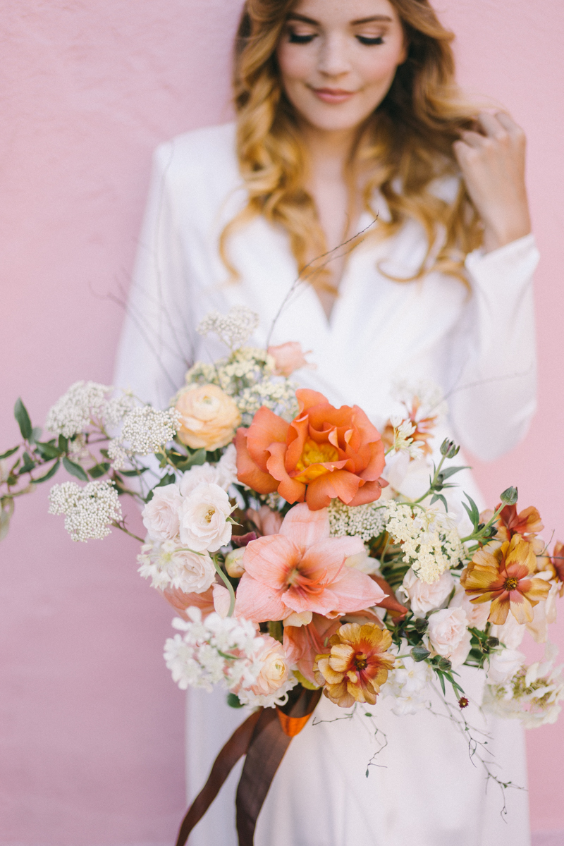 Charleston bridal portraits | Rainbow Row wedding photos | Charleston wedding photographer