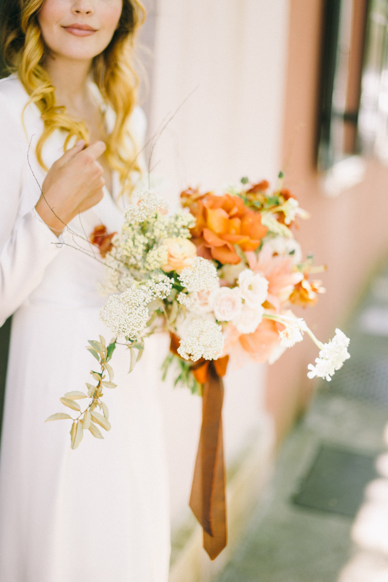 Charleston bridal portraits | Rainbow Row wedding photos | Charleston wedding photographer