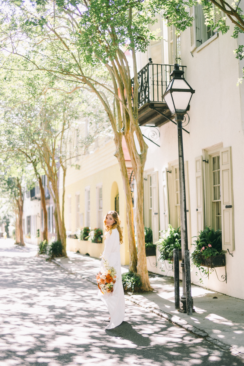 Charleston bridal portraits | Rainbow Row wedding photos | Charleston wedding photographer