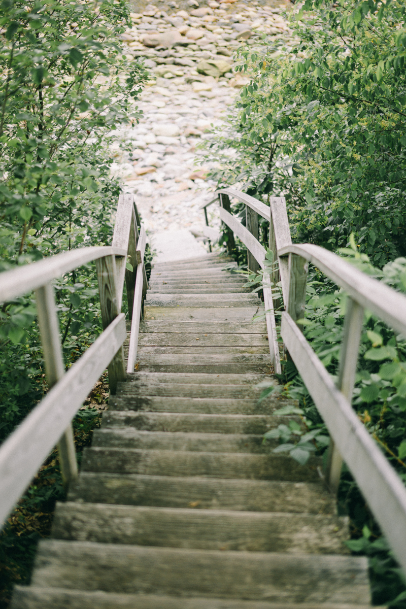 The Edge in Lincolnville Maine Private Estate Wedding