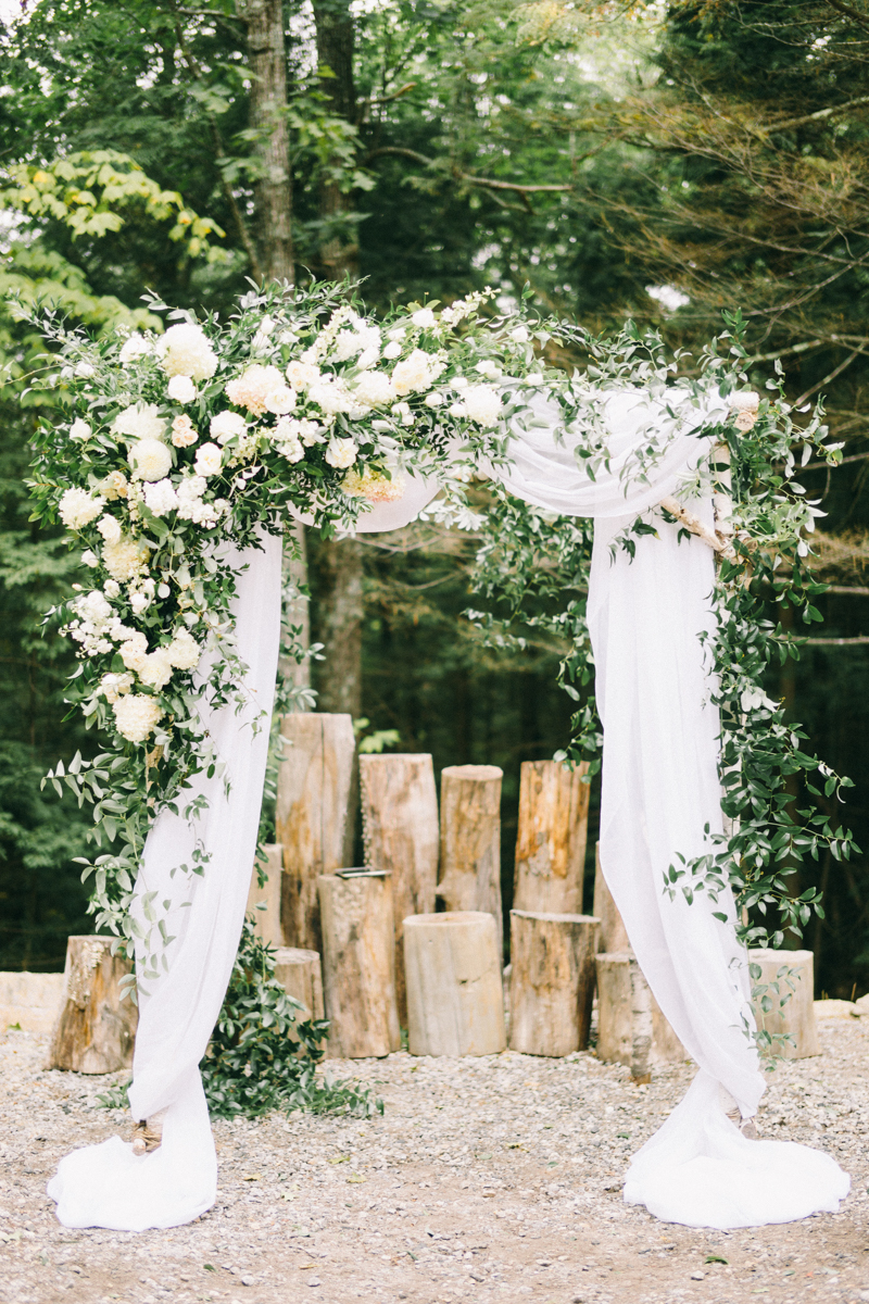 foggy maine wedding in the mountains