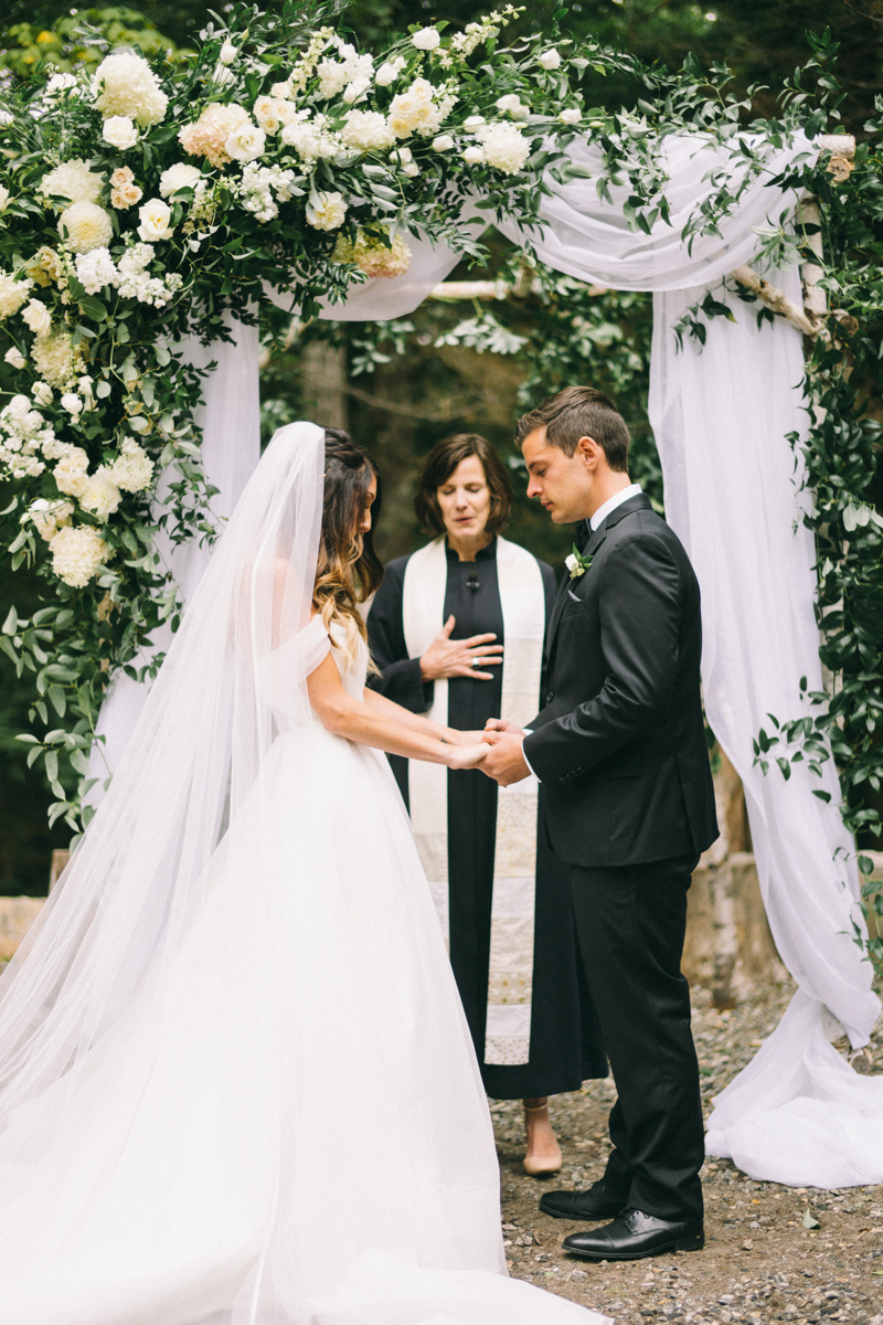 foggy maine wedding in the mountains