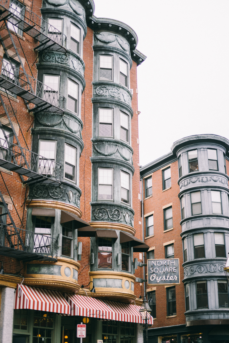 modern boston wedding | the state room boston Massachusetts | Always Yours Events Planning