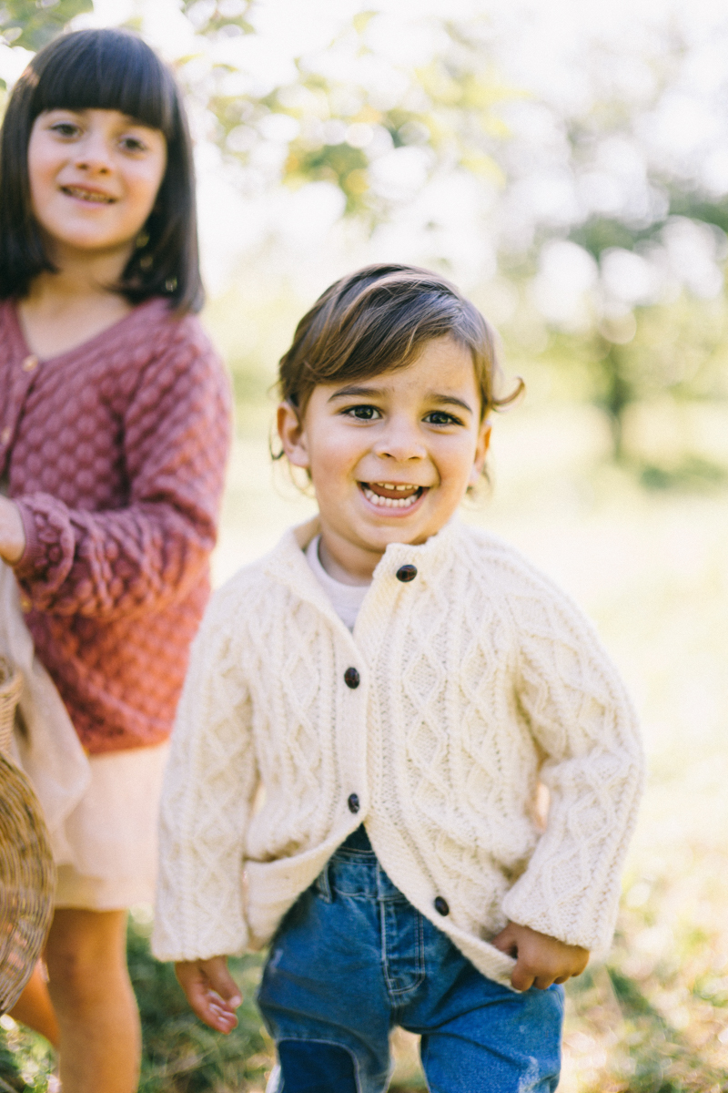 apple picking family portrait session maine