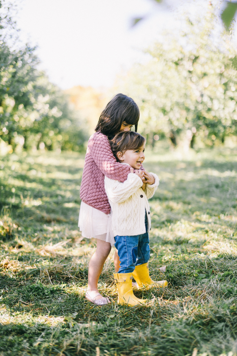 apple picking family portrait session maine