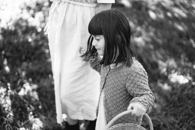 apple picking family portrait session maine