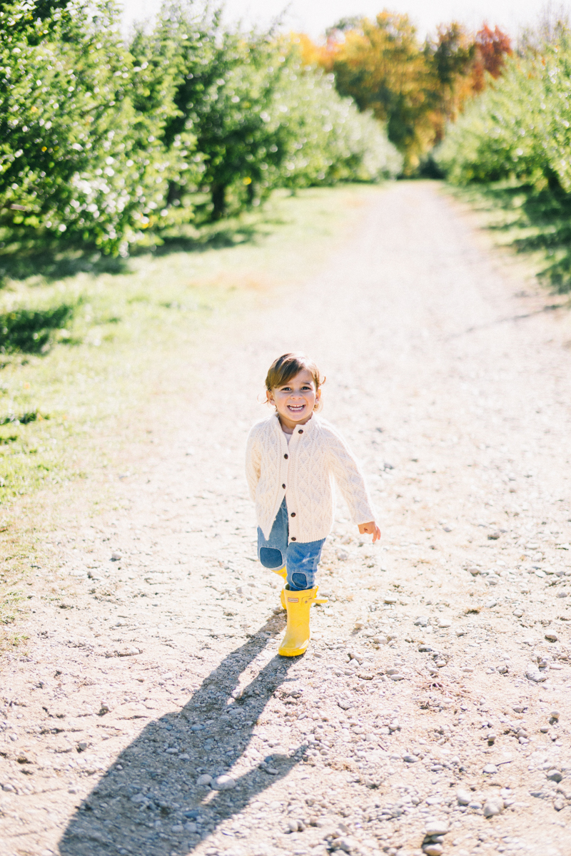 apple picking family portrait session maine